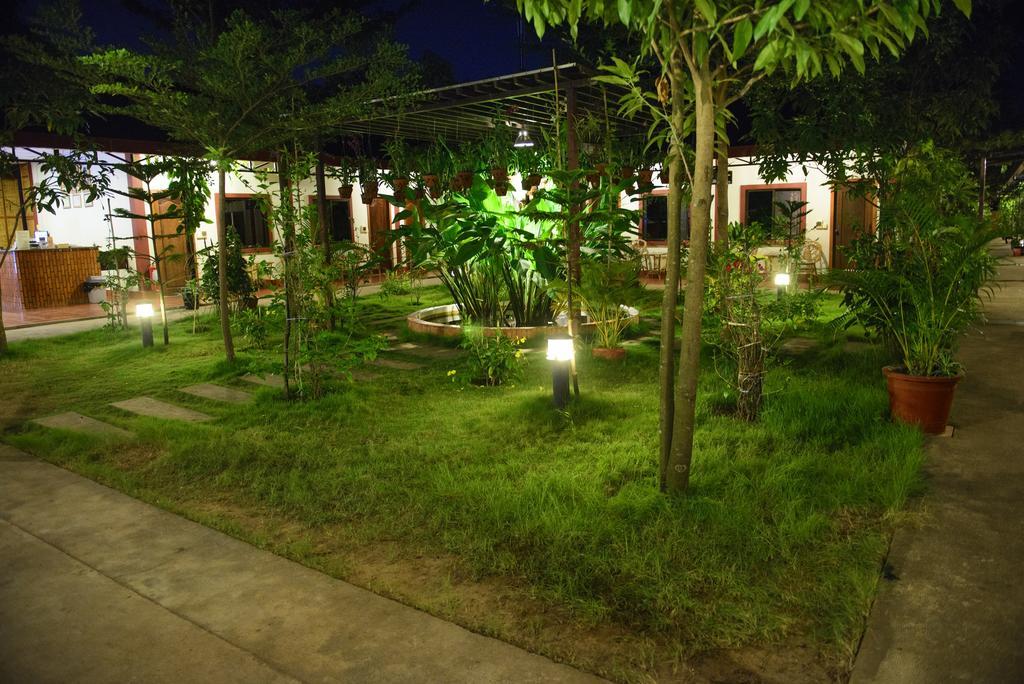 Zana Beach Guesthouse สีหนุวิลล์ ภายนอก รูปภาพ
