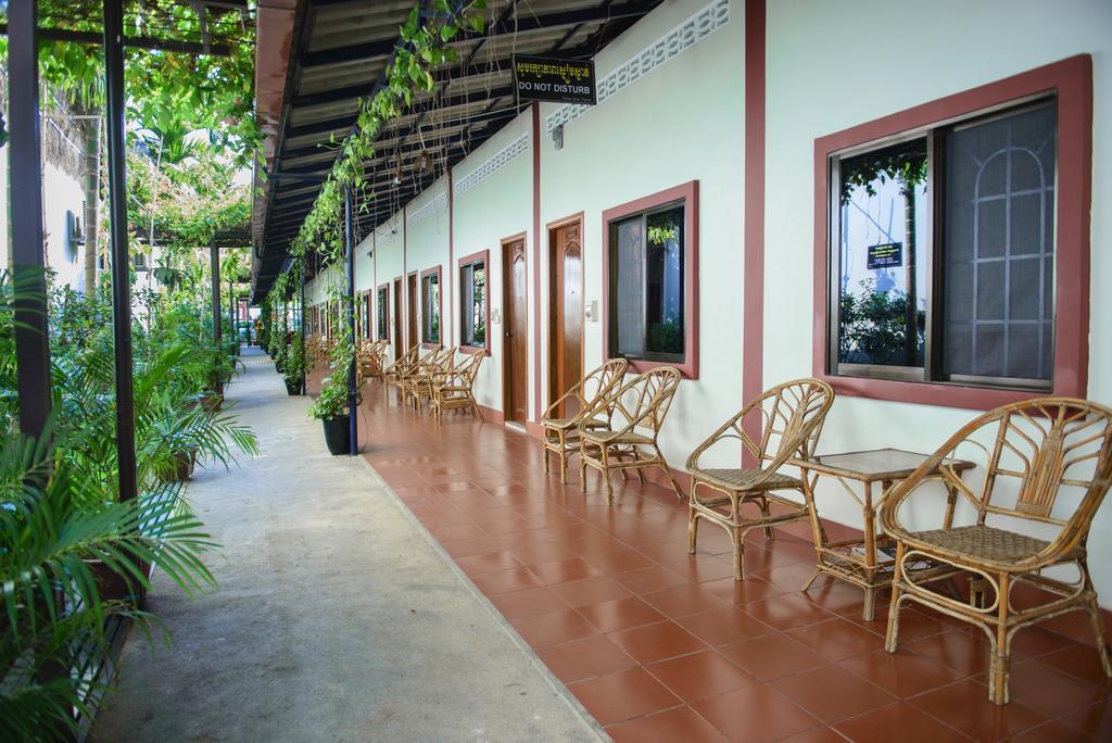 Zana Beach Guesthouse สีหนุวิลล์ ภายนอก รูปภาพ