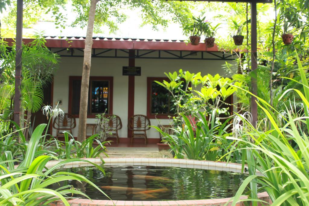 Zana Beach Guesthouse สีหนุวิลล์ ภายนอก รูปภาพ