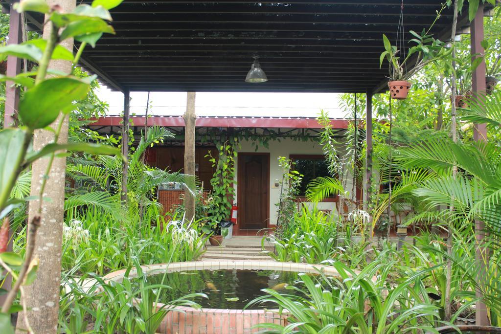 Zana Beach Guesthouse สีหนุวิลล์ ภายนอก รูปภาพ