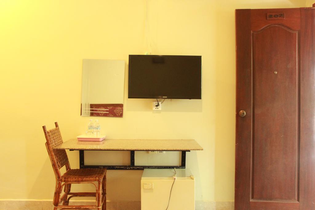 Zana Beach Guesthouse สีหนุวิลล์ ภายนอก รูปภาพ